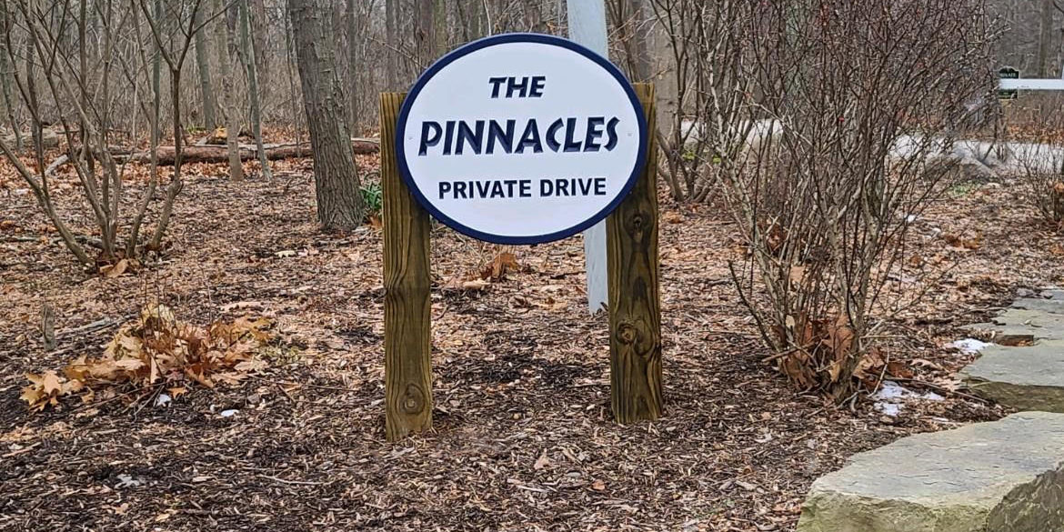 Pinnacles sign